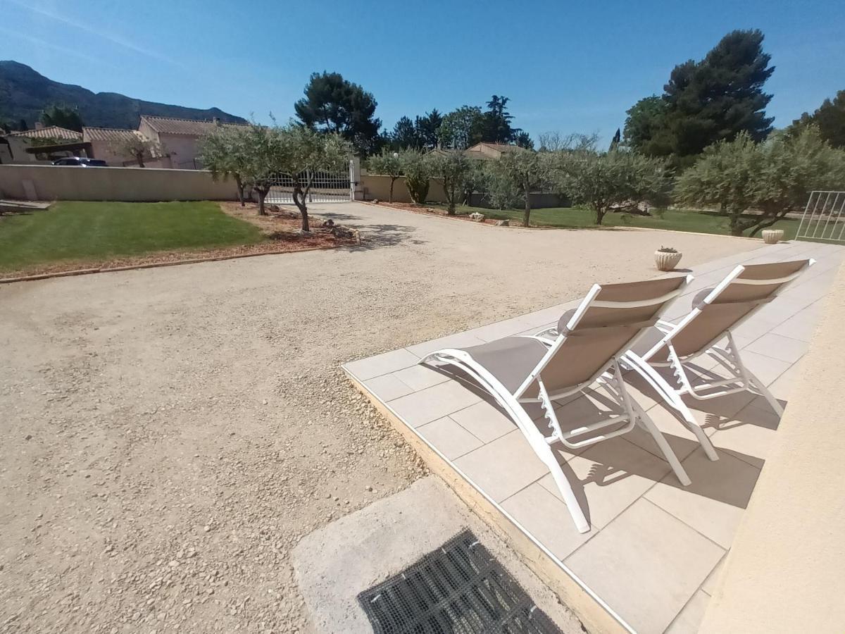 Le Jardin Des Tourterelles Villa Robion en Luberon Eksteriør bilde