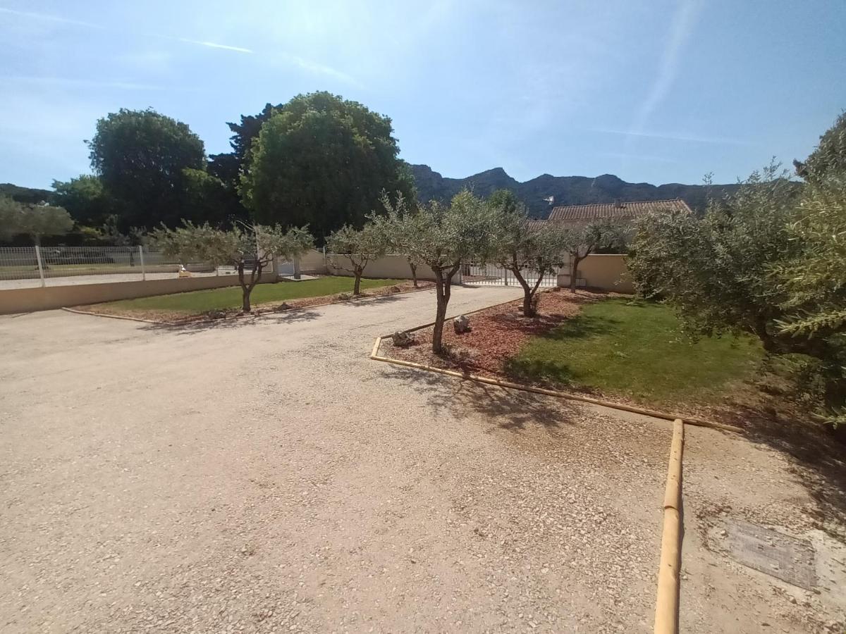 Le Jardin Des Tourterelles Villa Robion en Luberon Eksteriør bilde