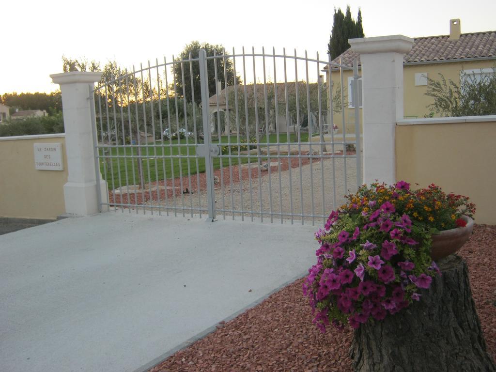 Le Jardin Des Tourterelles Villa Robion en Luberon Eksteriør bilde